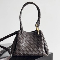 보테가 베네타 안디아모 파라슈트 미니